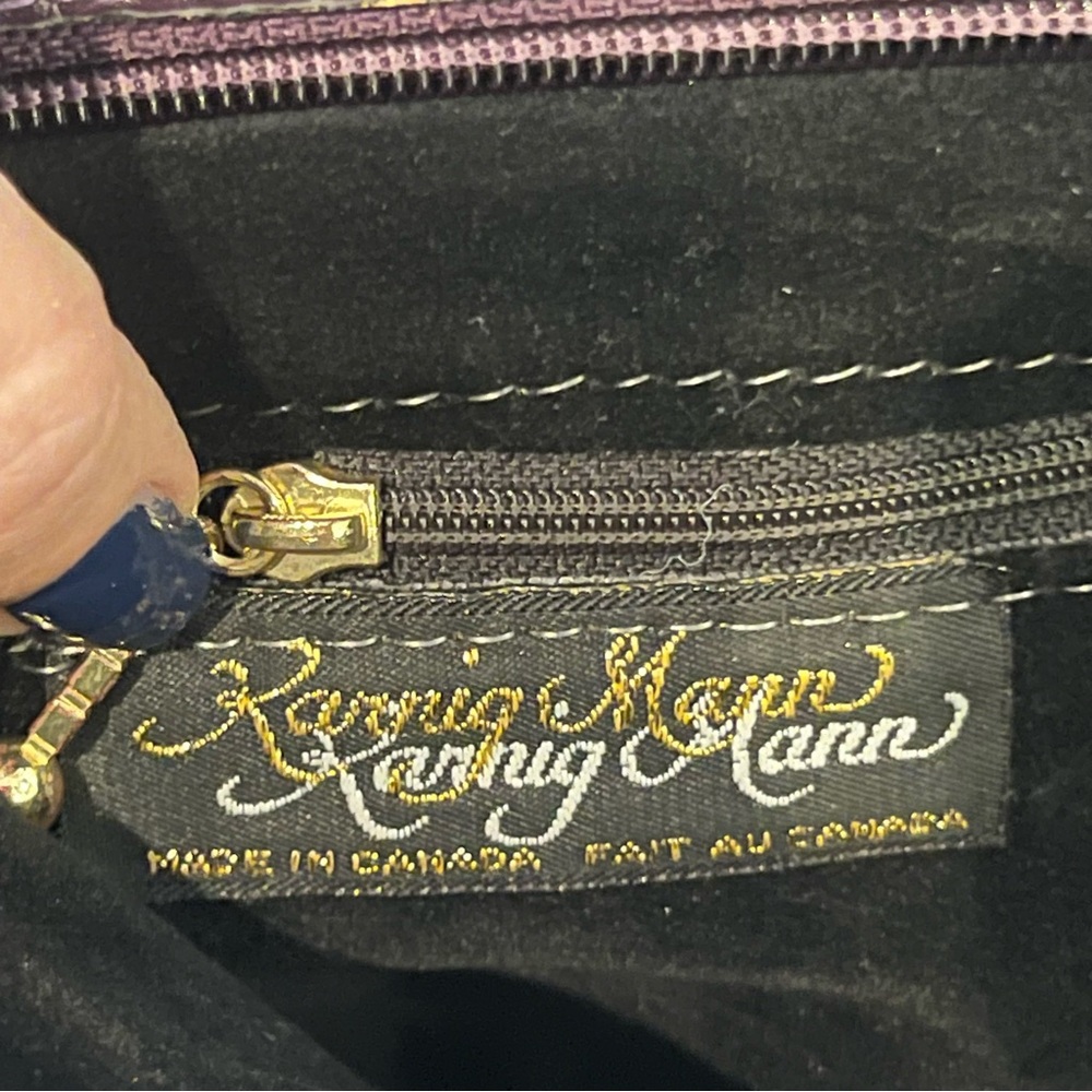 Vintage Karnig Mann Oversized Leather Clutch – Made in Canada w/Crossbody Strap - Picture 9 of 10